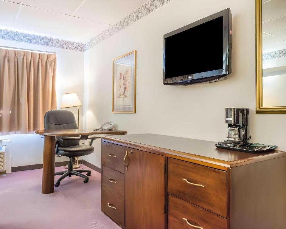 Quality Inn Royle Kittanning Buitenkant foto